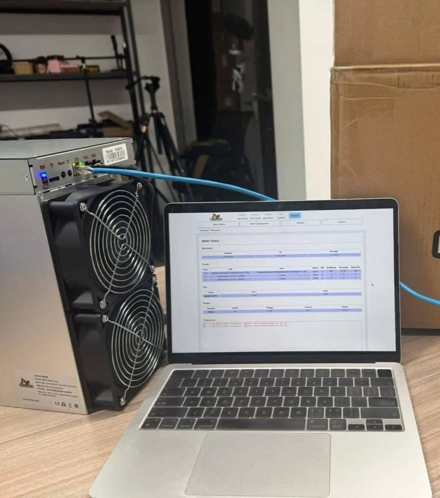 Pinecone Matches INIBOX Pro 2.4 GH/s InitVerse (INI) Miner Pinecone ASIC bitcoin miner