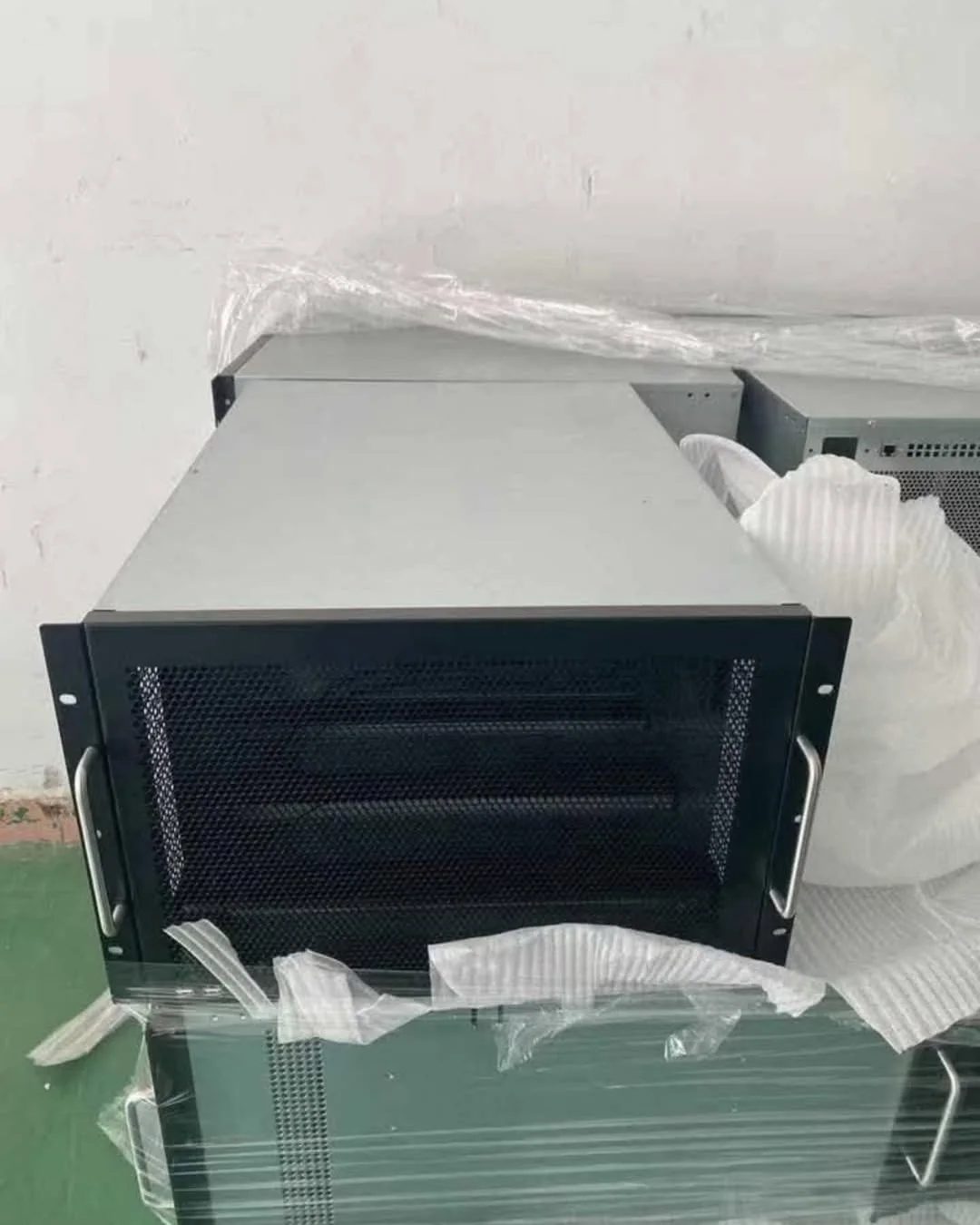 Used Bitmain Antminer L9 17 Gh/s Hydro Conversion with 12kW Radiator Kit Bitmain ASIC bitcoin miner