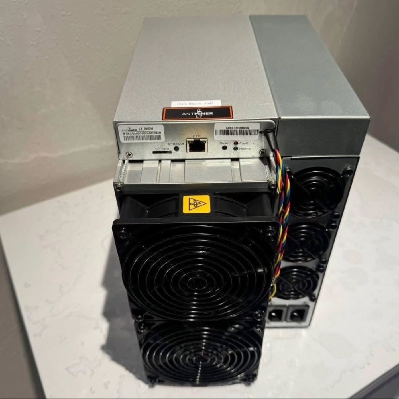 Used Bitmain Antminer L7 9.05-9.5 Gh/s Dogecoin & Litecoin Miner Bitmain ASIC bitcoin miner
